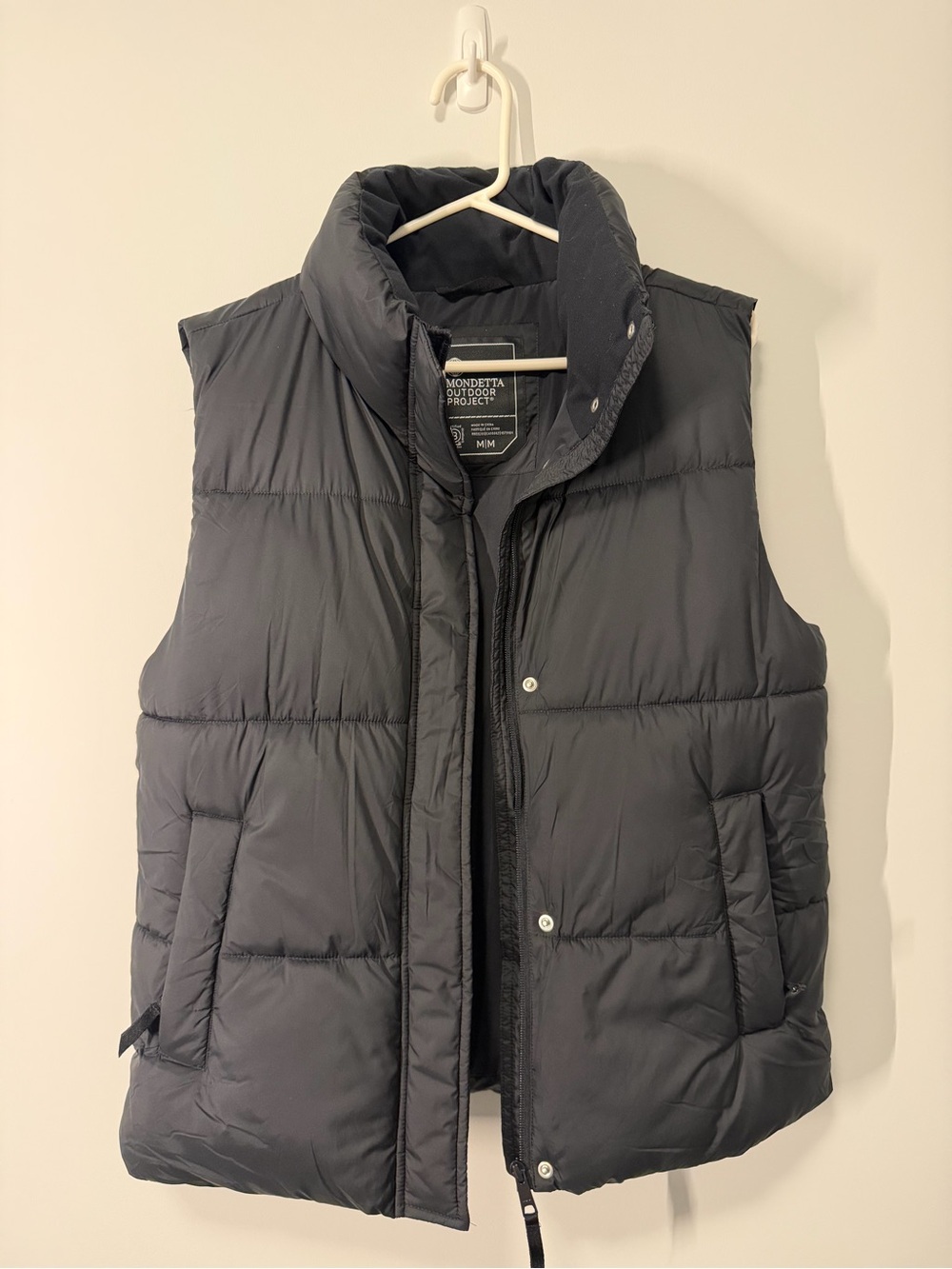 Women’s Black Puffer Vest